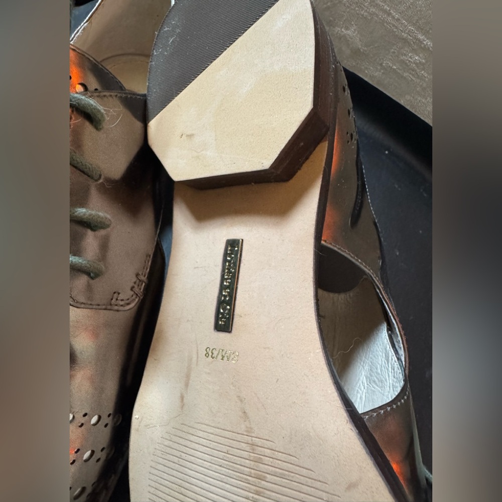 Louise Et Cie Cut Out Oxfords - Picture 5 of 5